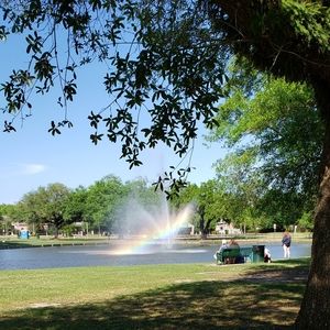 Meet your Posher, Felisha